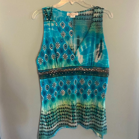 BOGO FREE!   Sleeveless bohemian style top - Picture 1 of 3